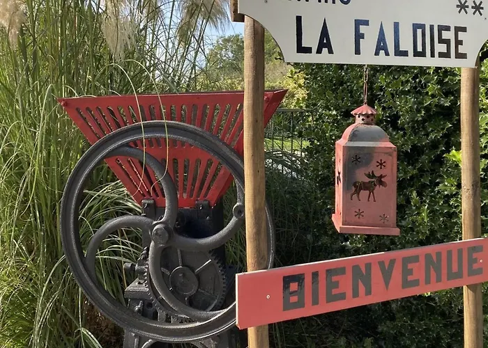 مكان تخييم Mobile-home 4 Pers Avec Terrasse - Api-1-52-1706 *